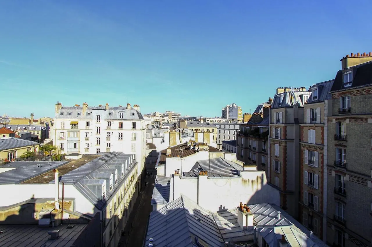 Charming 2-Room 21M Comfort Sacre-Coeur View Paris Apartment
